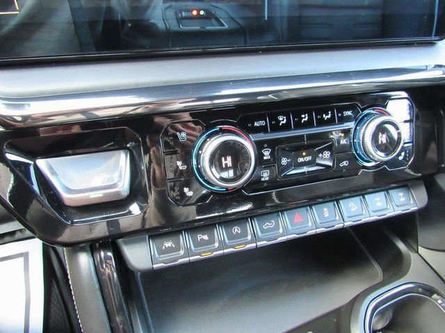 Used 2022 GMC Sierra 1500 AT4X image 24