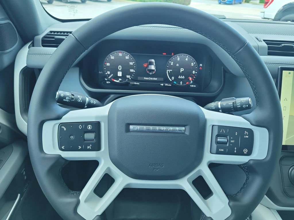 New 2026 Land Rover Defender 110 X-Dynamic SE AWD/4WD image 28