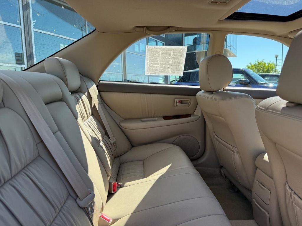 Used 2001 Lexus ES 330 FWD image 9