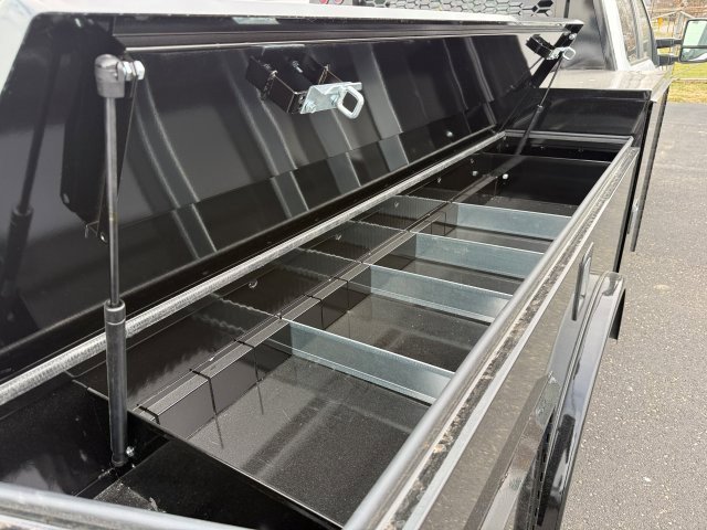 New 2026 Ford F350 XL w/ XL Chrome Package image 10