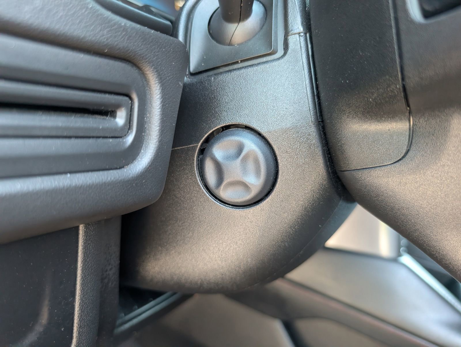 Used 2022 Chevrolet Tahoe RST w/ Luxury Package image 25