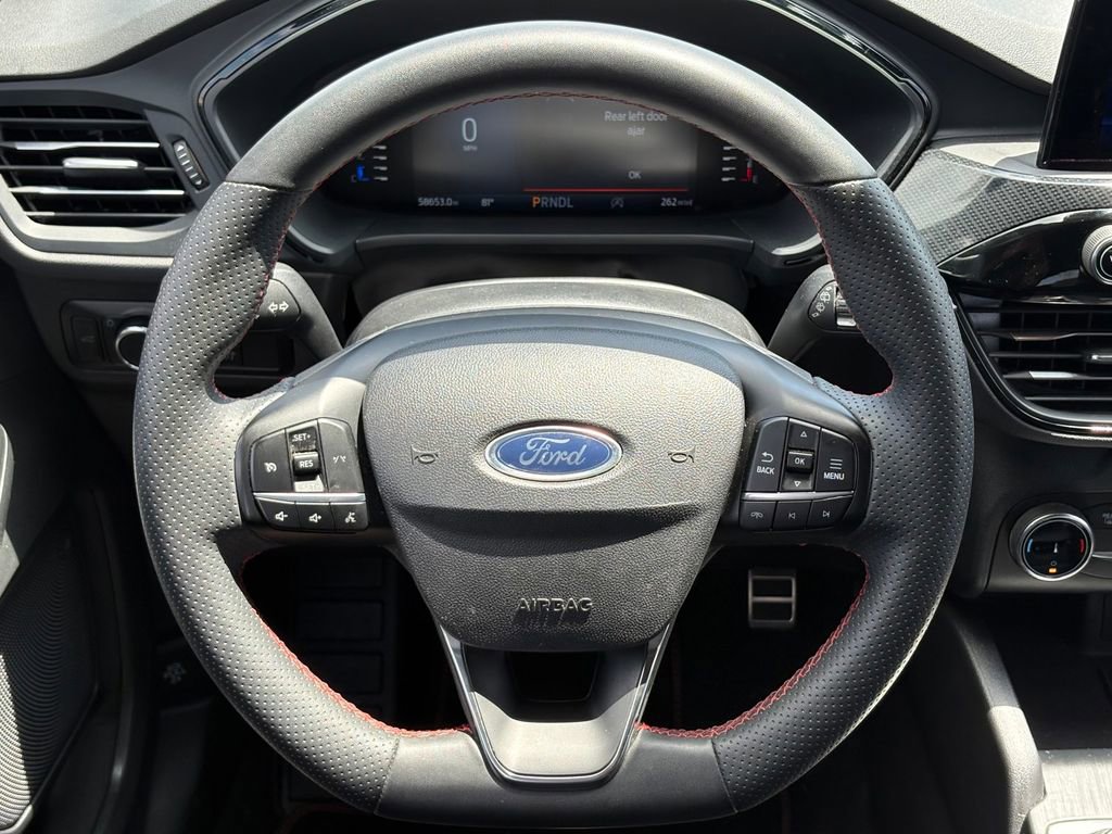 Used 2023 Ford Escape ST-Line FWD image 18