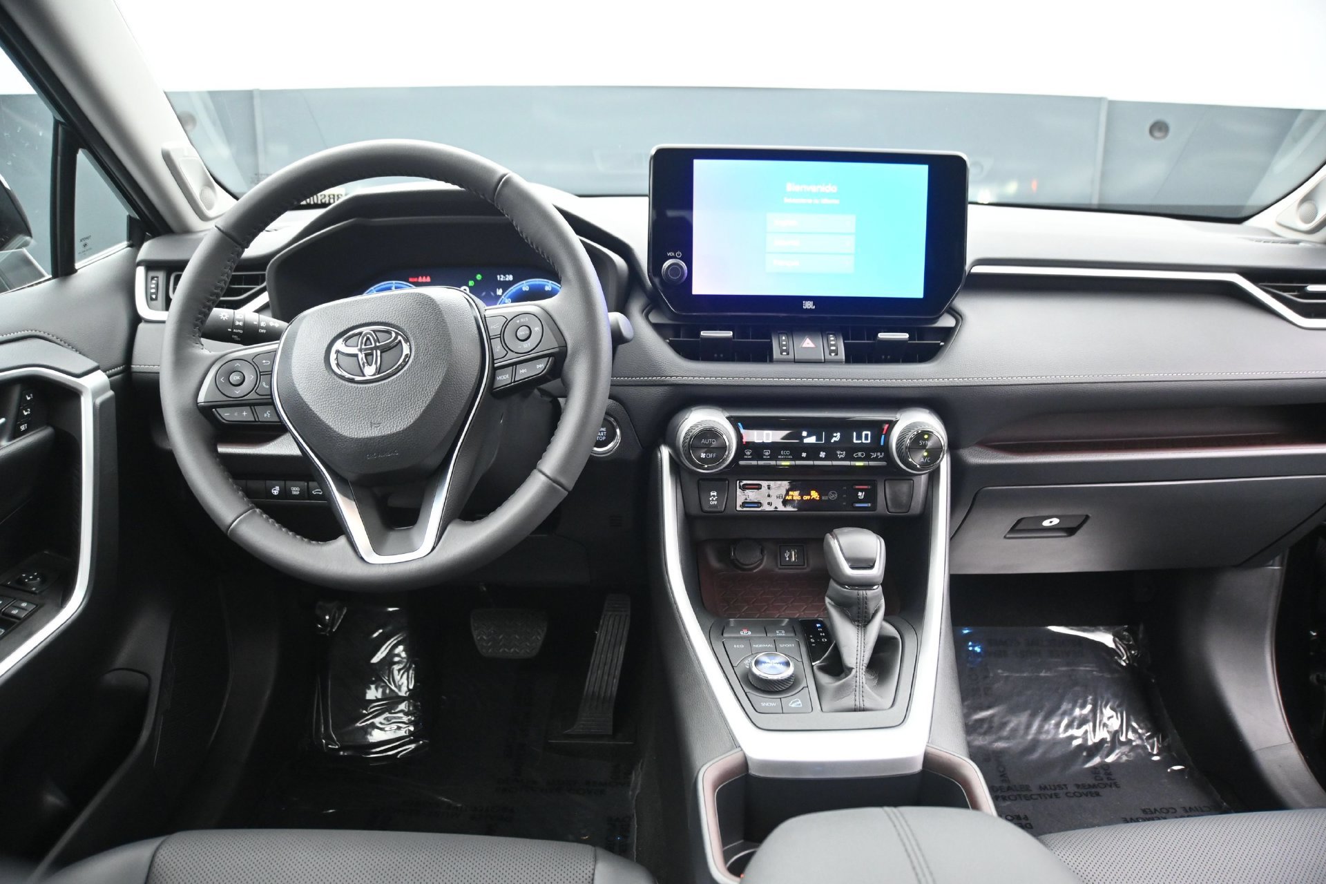 Used 2025 Toyota RAV4 Limited w/ Weather Package AWD/4WD image 18