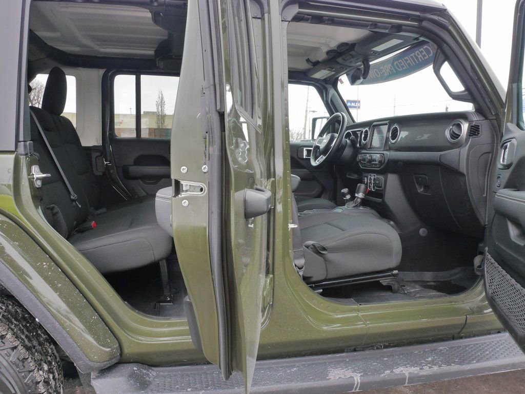 Used 2021 Jeep Wrangler Unlimited Sahara w/ Uconnect 4C Nav & Sound Group image 10