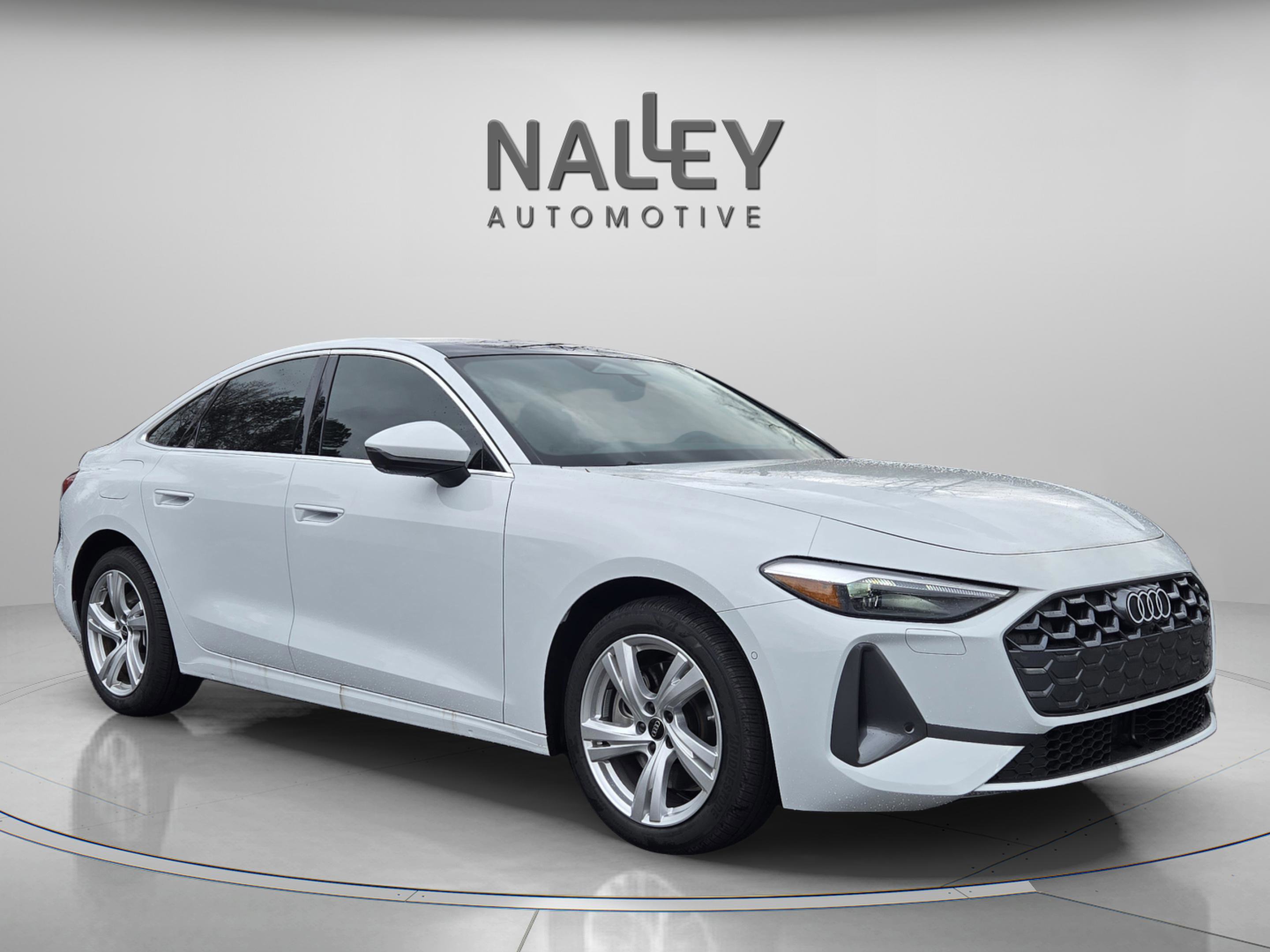 Used 2025 Audi A5 2.0T Premium image 8