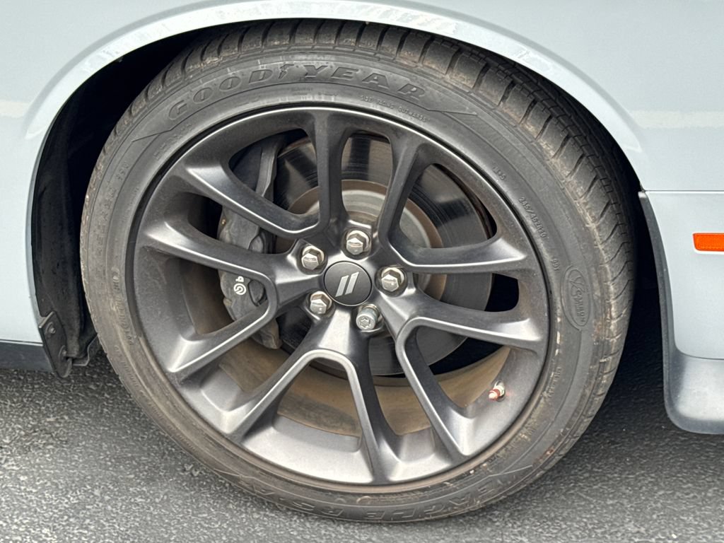 Used 2021 Dodge Challenger R/T Scat Pack RWD image 9