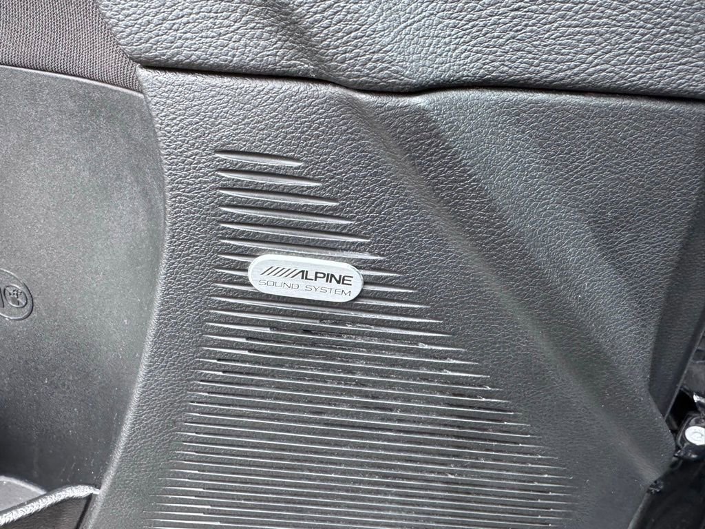 Used 2023 Dodge Challenger SXT image 27