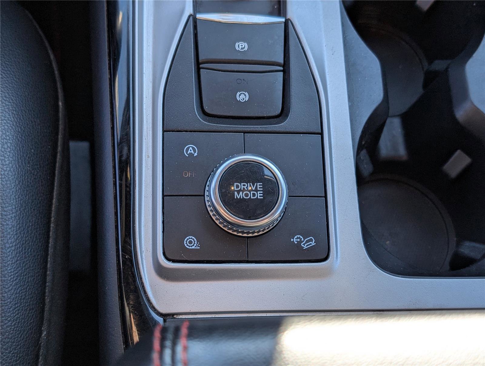 Used 2022 Ford Explorer ST-Line image 28