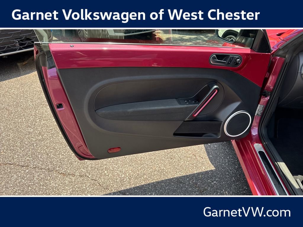 Used 2017 Volkswagen Beetle #PinkBeetle FWD image 10