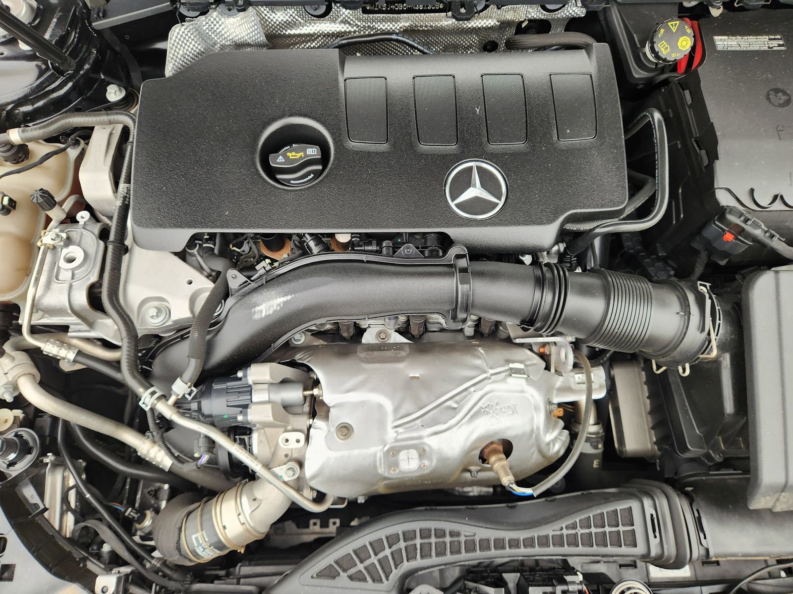 Used 2023 Mercedes-Benz CLA 250 image 30