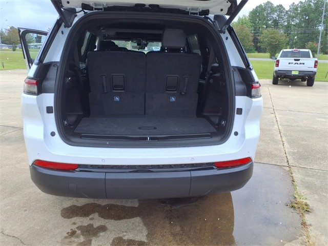 New 2025 Jeep Grand Cherokee L Altitude image 19