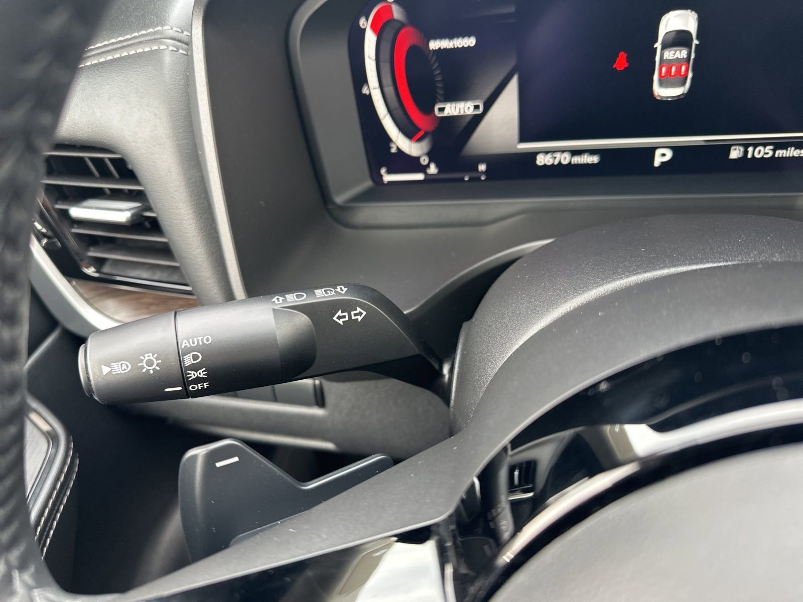 Used 2024 Nissan Rogue Platinum image 42