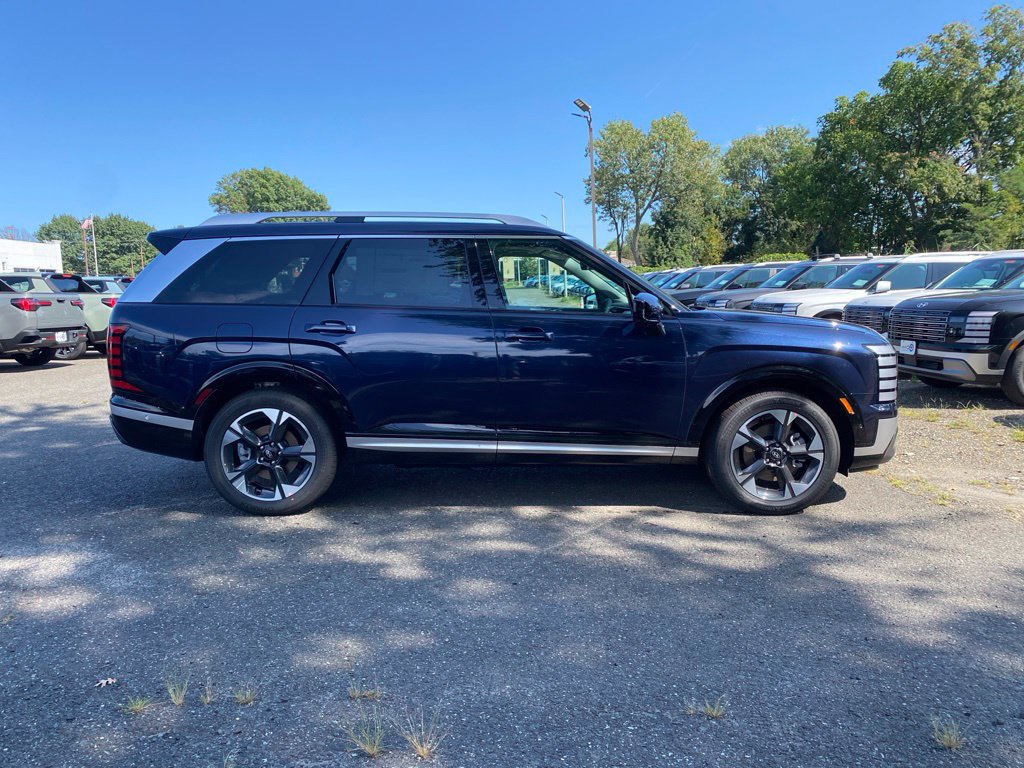 New 2027 Hyundai Palisade Limited AWD/4WD image 2