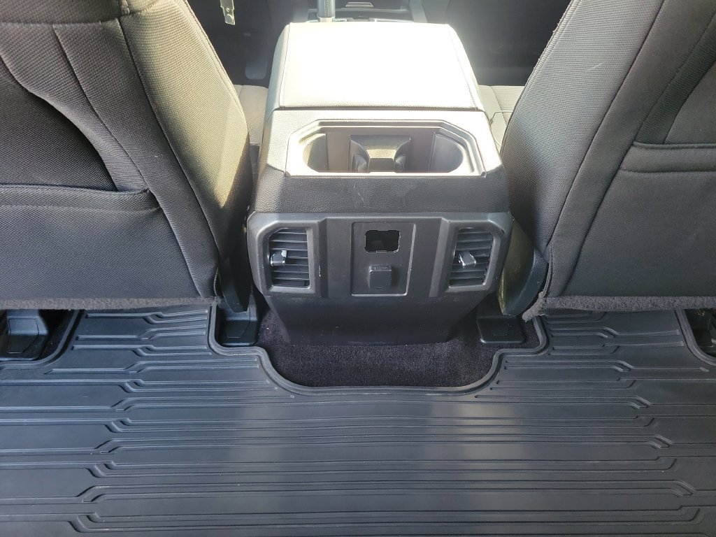 Used 2016 Ford F150 XLT w/ Equipment Group 302A Luxury AWD/4WD image 17