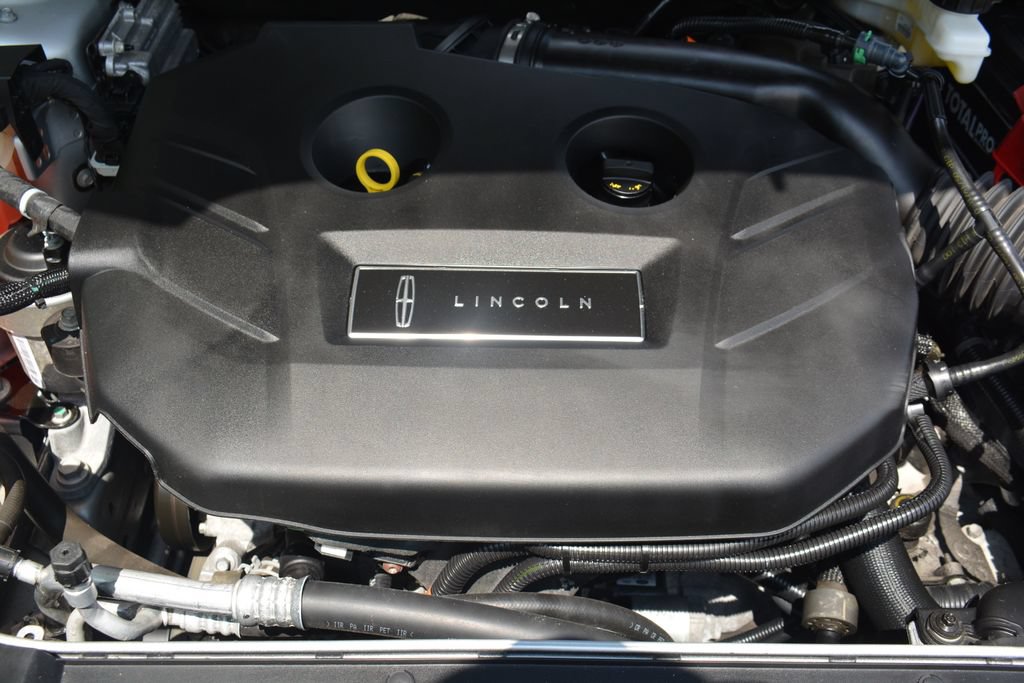 Used 2018 Lincoln MKZ Select w/ Select Plus Package AWD/4WD image 27