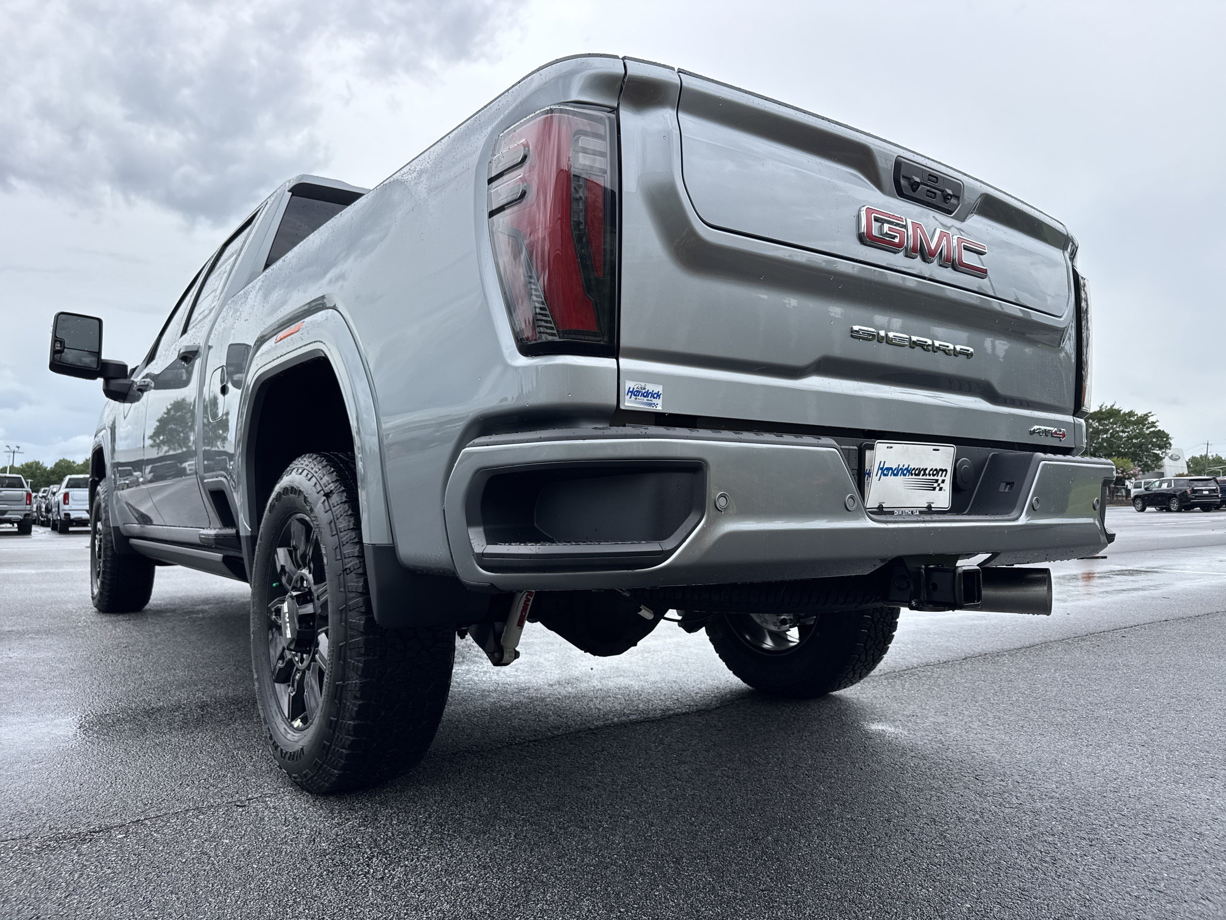 New 2026 GMC Sierra 2500 AT4 w/ AT4 Premium Plus Package AWD/4WD image 8