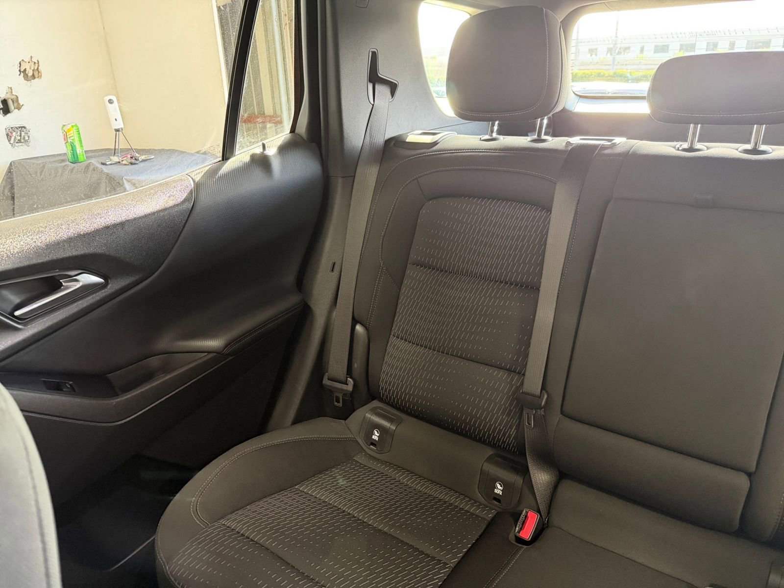 Used 2025 Chevrolet Equinox LT image 38