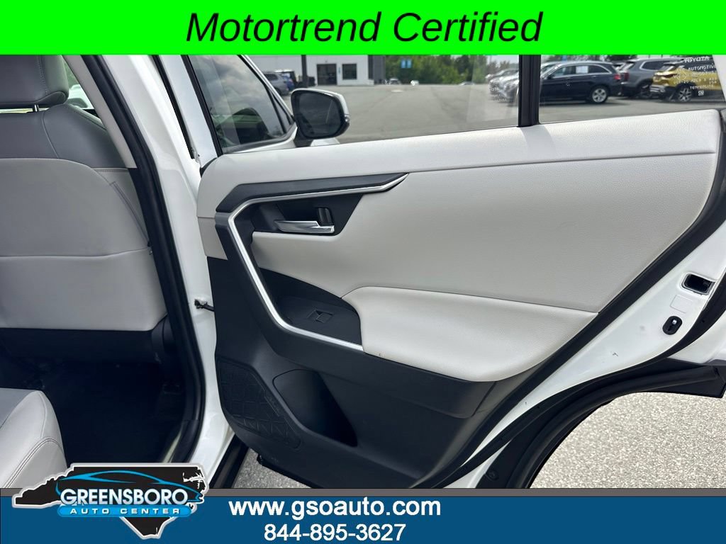 Used 2019 Toyota RAV4 XLE Premium AWD/4WD image 21