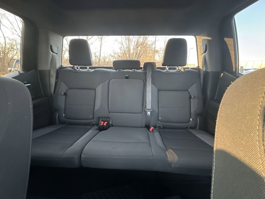 Used 2025 GMC Sierra 1500 Elevation image 21