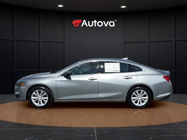 Used 2024 Chevrolet Malibu LT FWD image 2