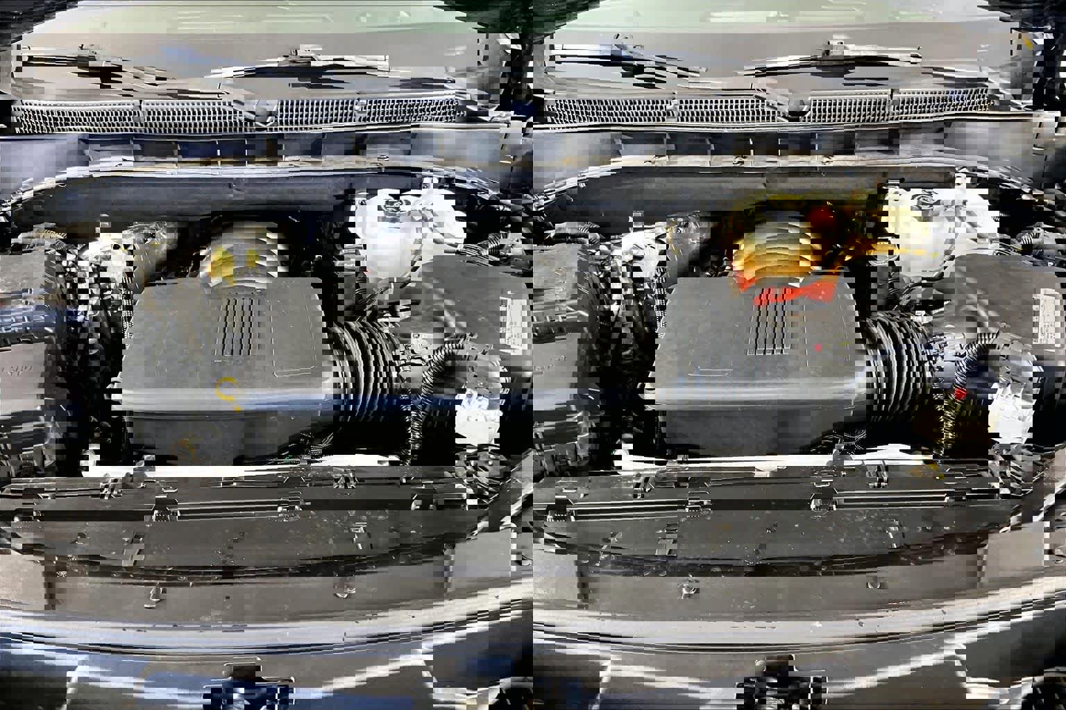 Used 2021 GMC Yukon SLT w/ SLT Luxury Package image 29