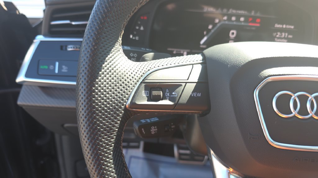 Used 2024 Audi SQ8 Premium Plus AWD/4WD image 15