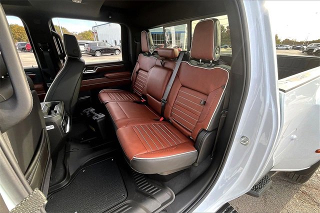 New 2026 GMC Sierra 3500 Denali Ultimate image 10