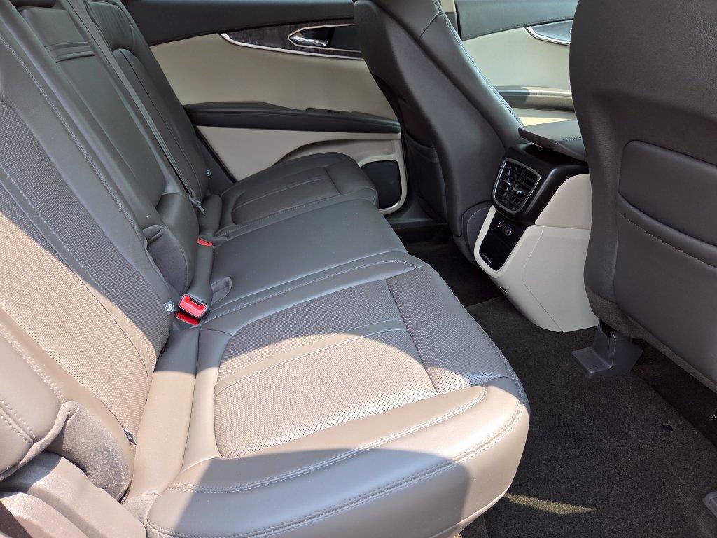 Used 2020 Lincoln Nautilus Reserve w/ Equipment Group 201A AWD/4WD image 21