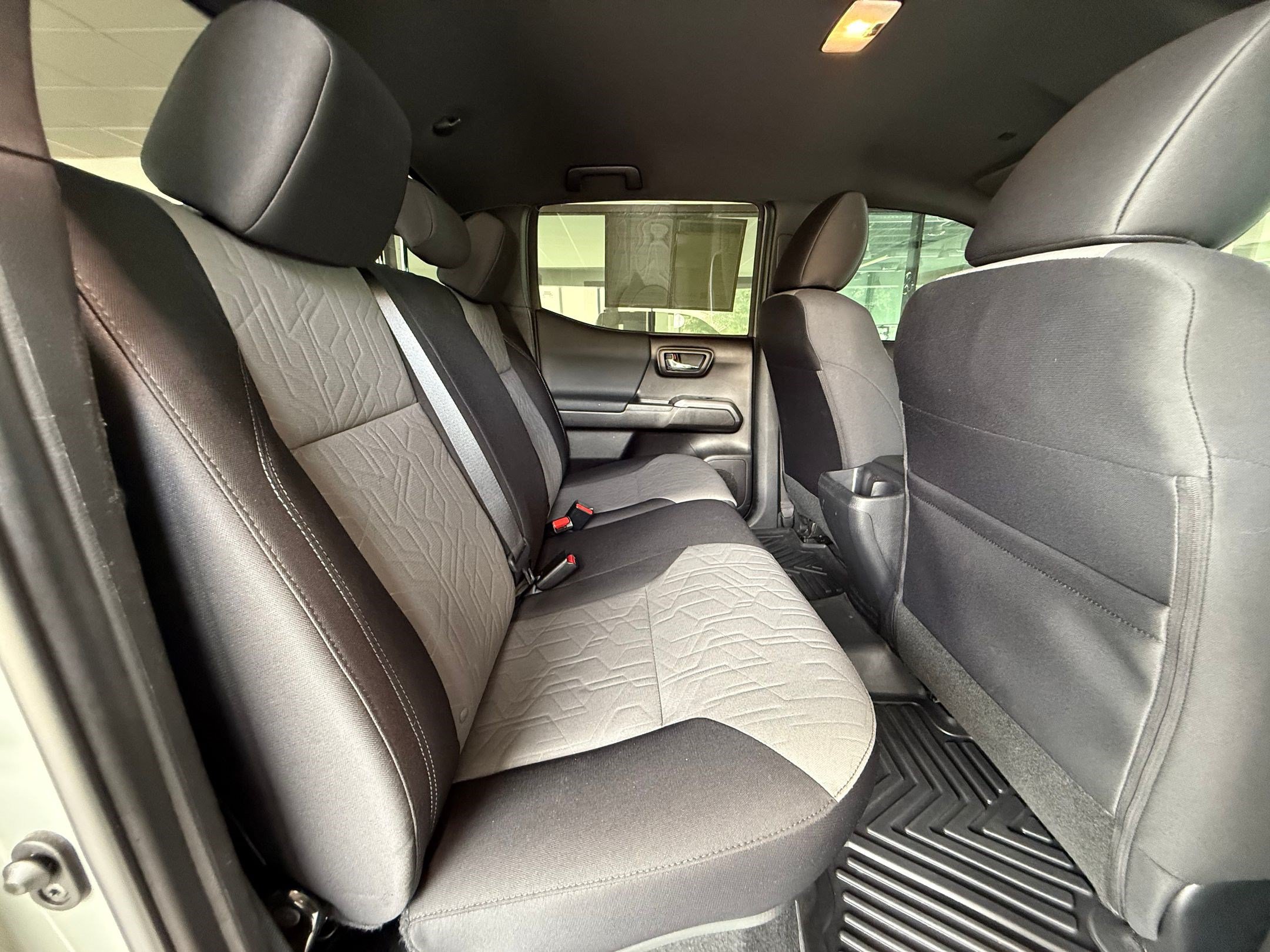 Used 2023 Toyota Tacoma TRD Sport w/ Technology Package RWD image 29