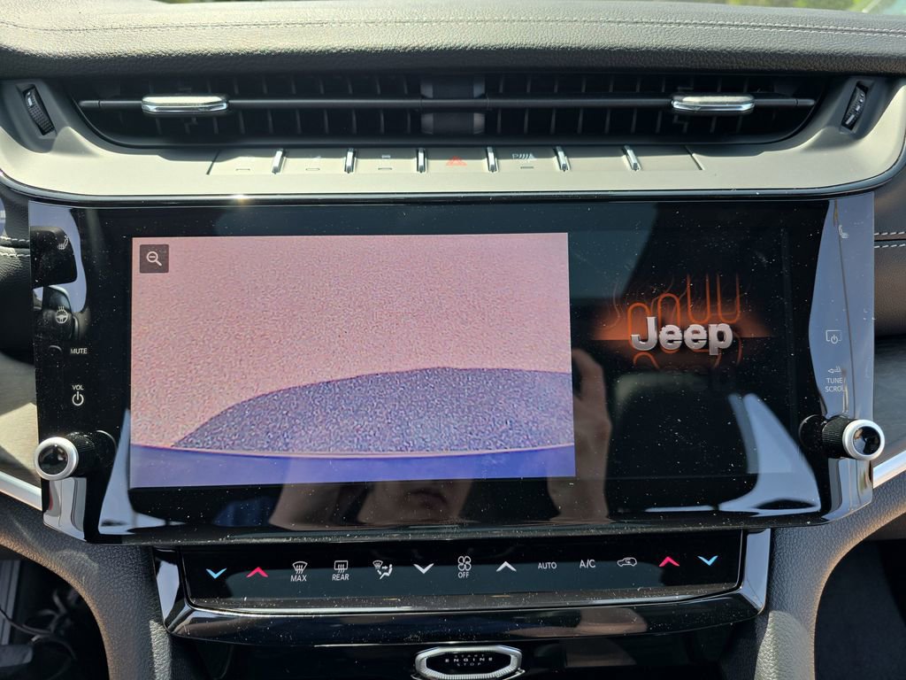 New 2026 Jeep Grand Cherokee L 4WD image 26