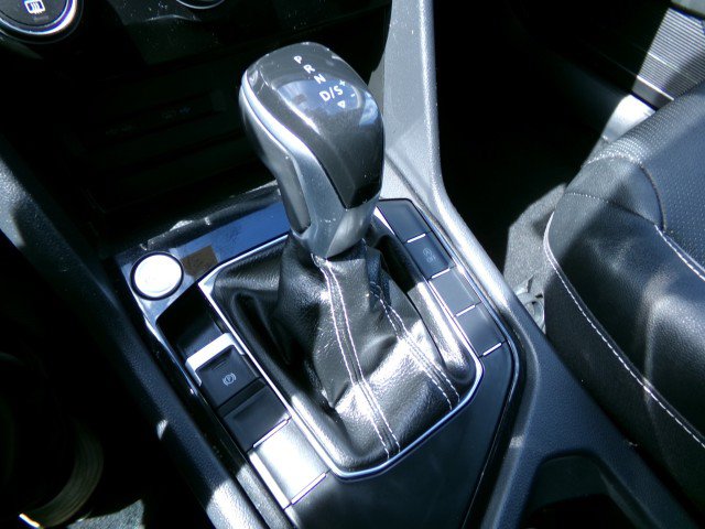 Used 2022 Volkswagen Taos SEL w/ Panoramic Sunroof Package FWD image 20