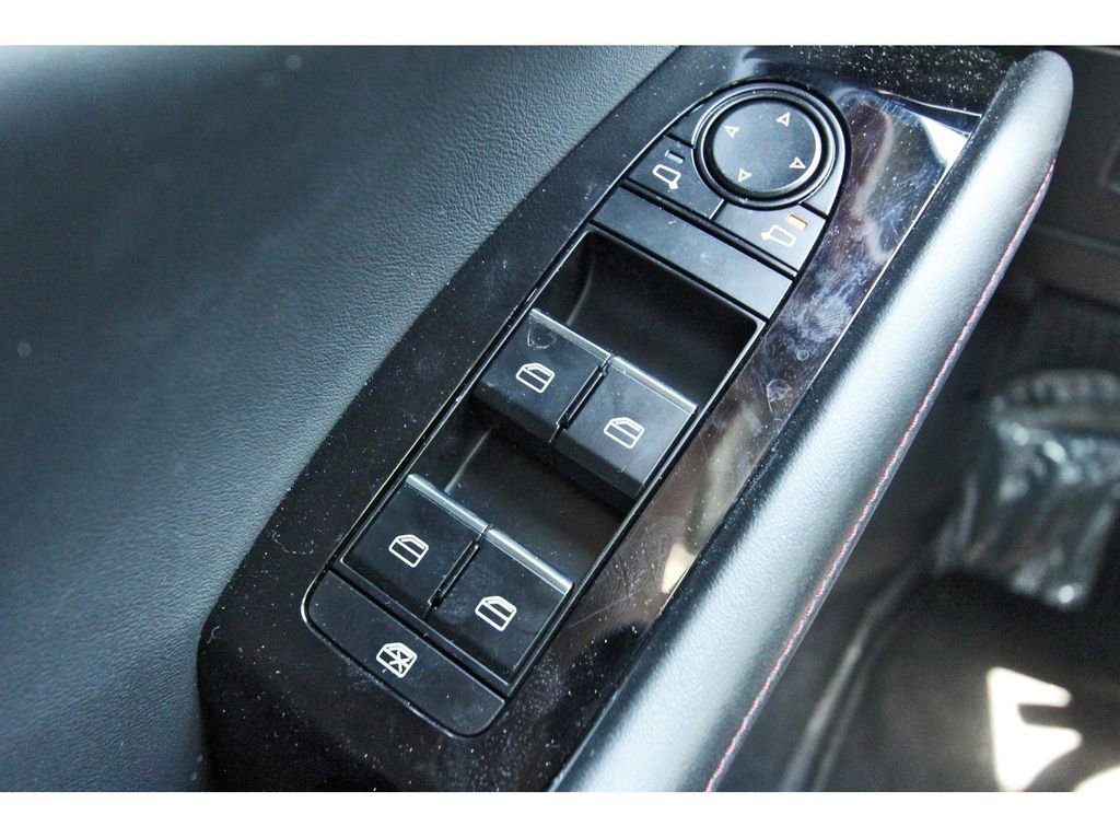 Used 2025 MAZDA MAZDA3 Carbon AWD/4WD image 22