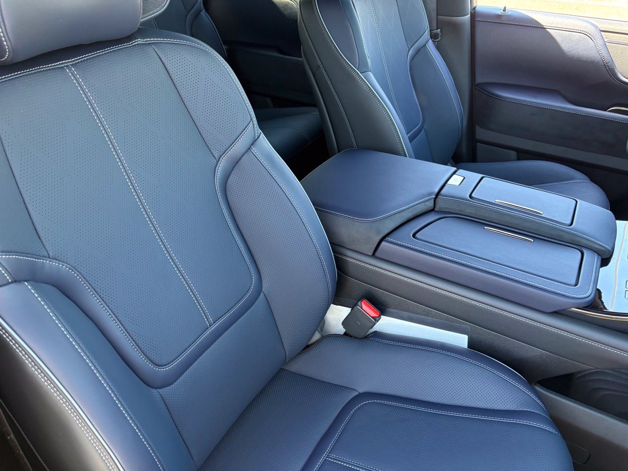 New 2027 INFINITI QX80 Sensory AWD/4WD image 11