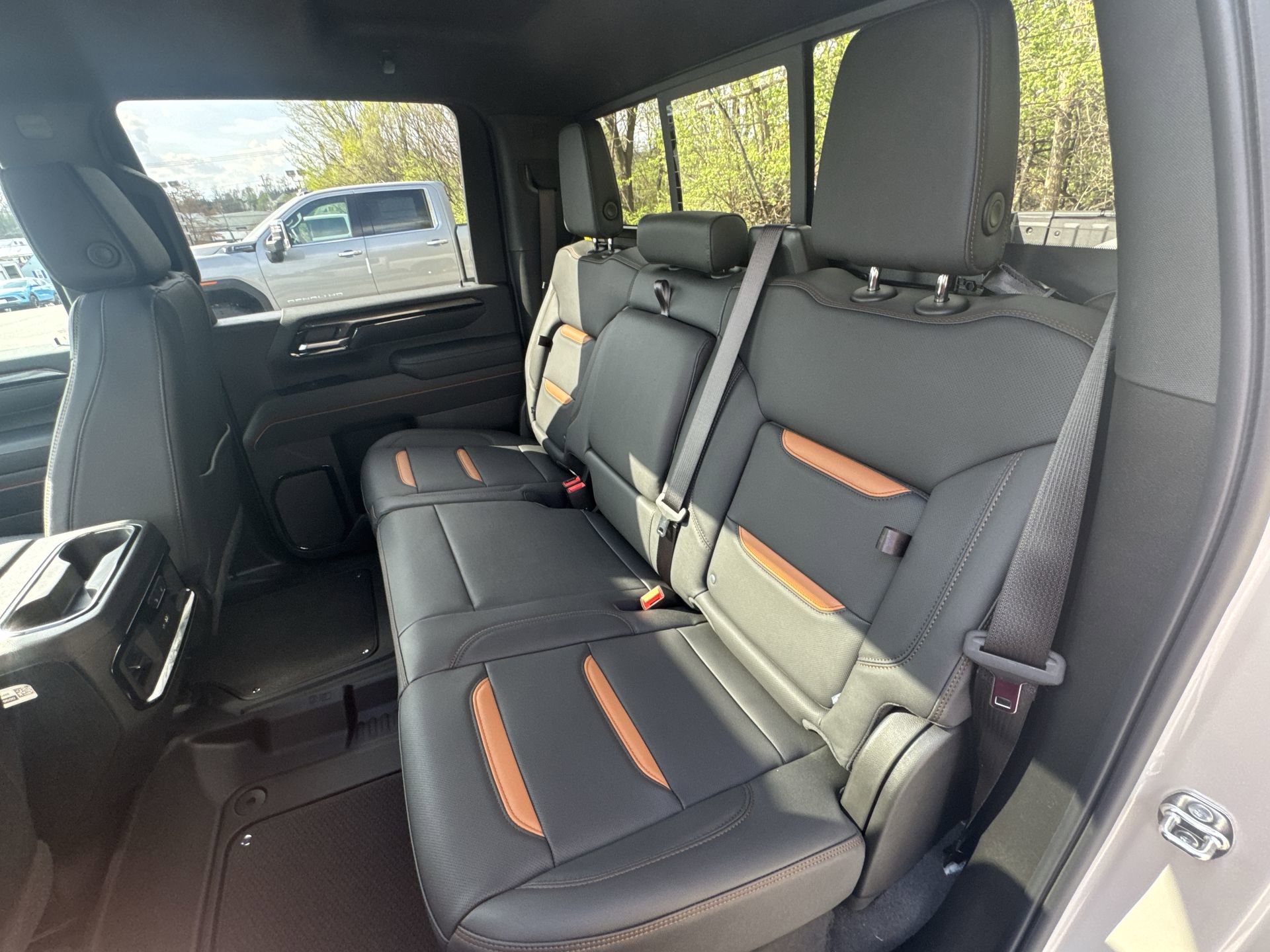 New 2026 GMC Sierra 2500 AT4 image 25