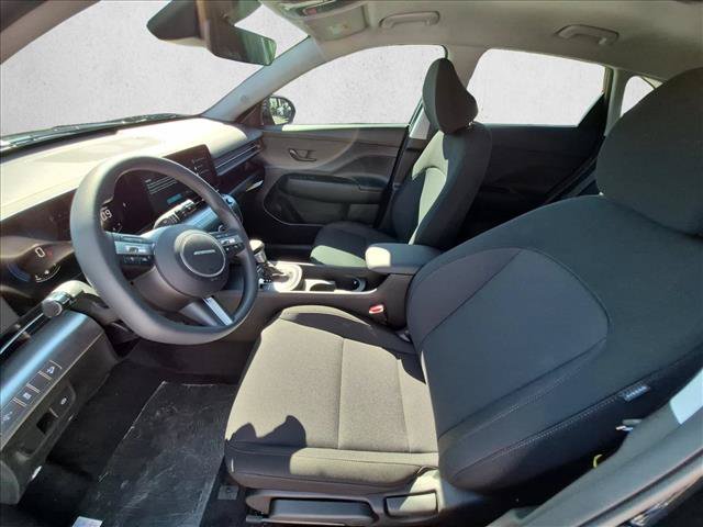 New 2027 Hyundai Kona SE FWD image 4