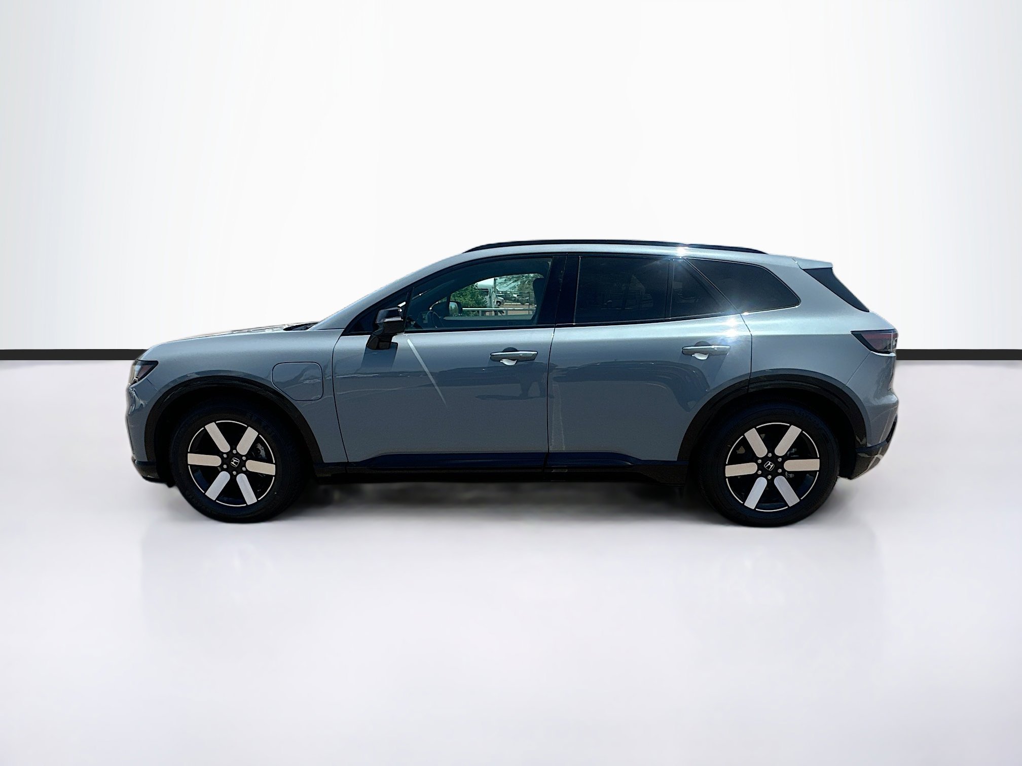 Used 2025 Honda Prologue Touring image 4