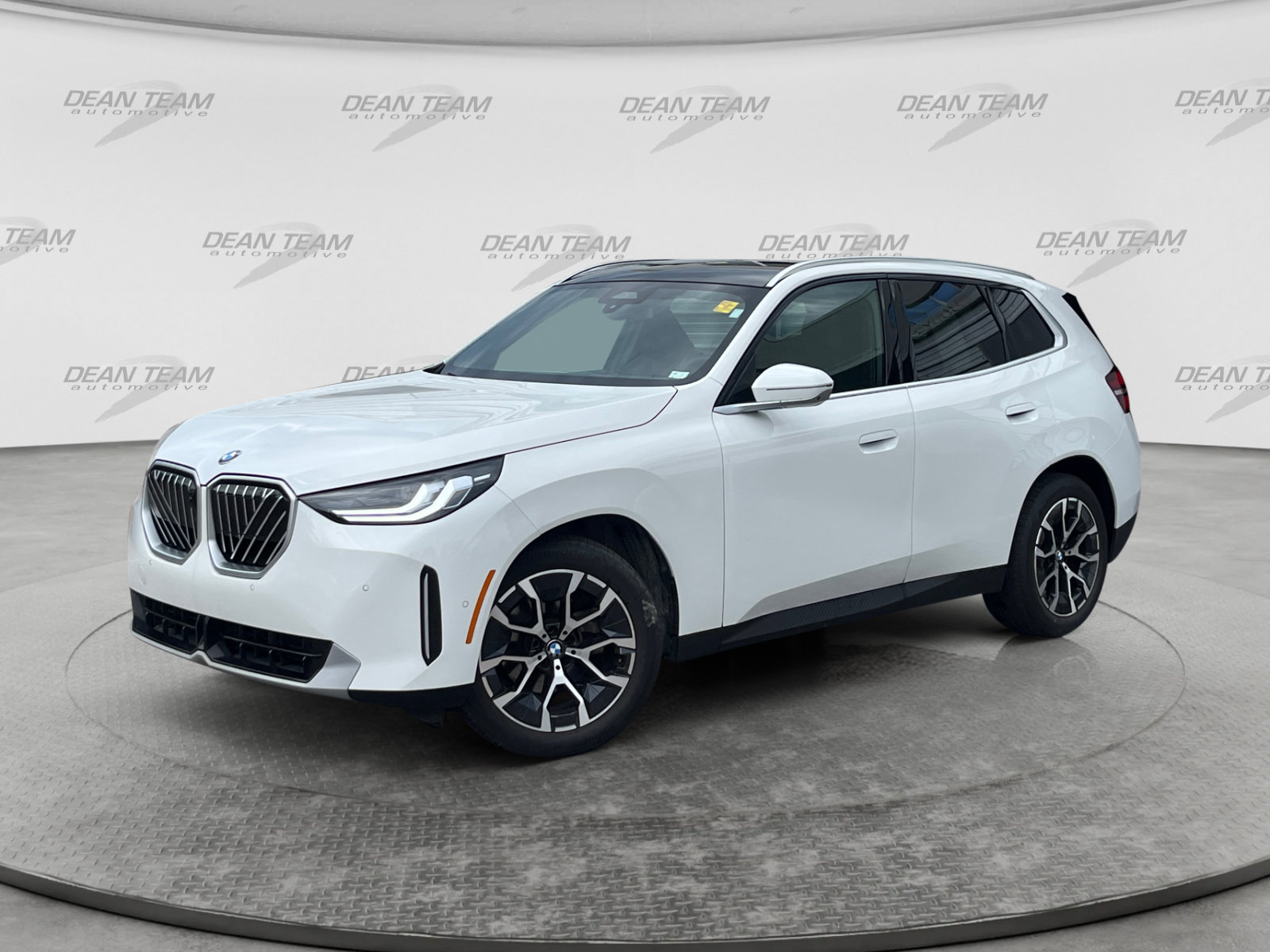 Used 2026 BMW X3 xDrive30i AWD/4WD image 3