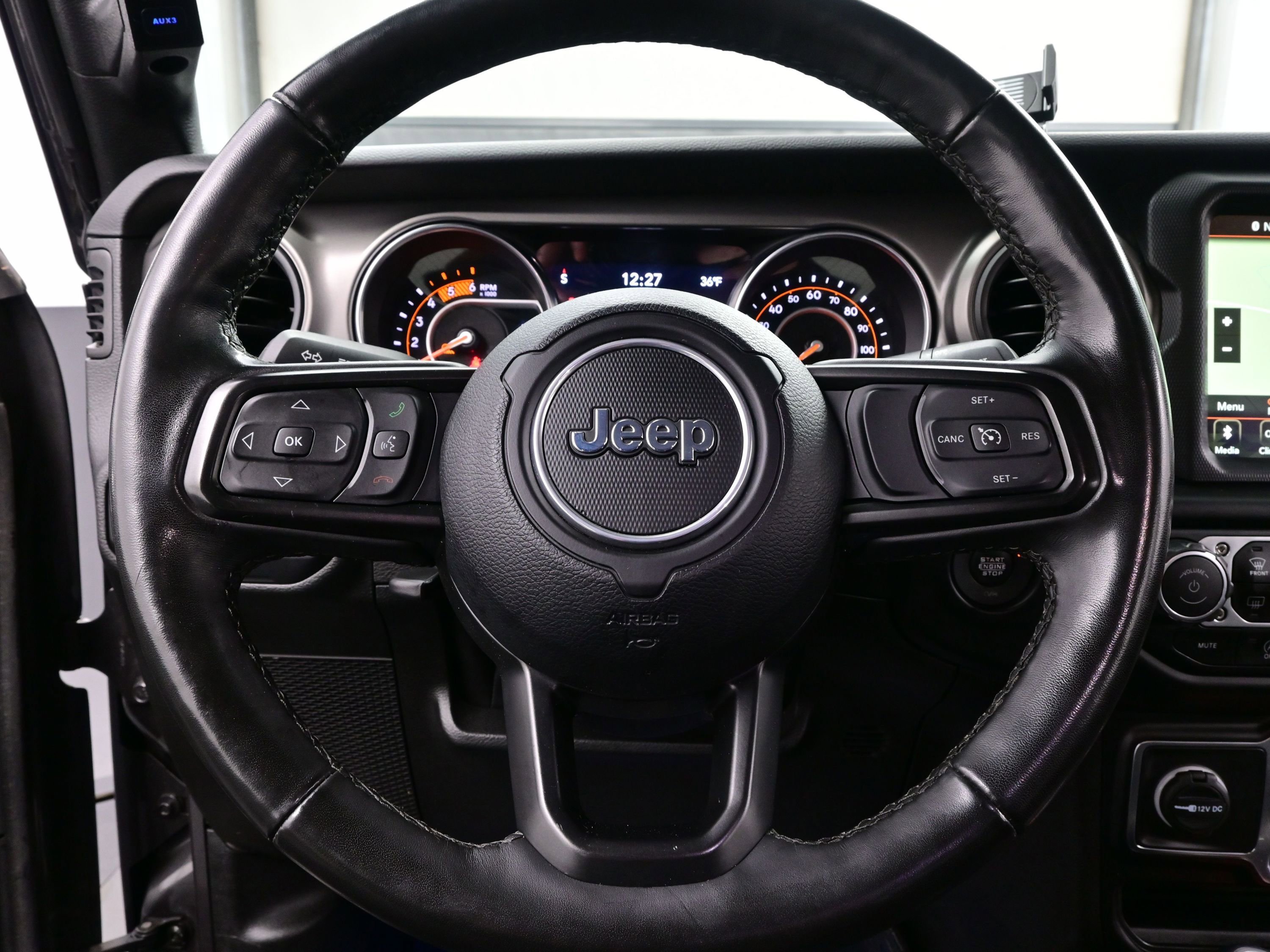 Used 2022 Jeep Gladiator Willys image 21