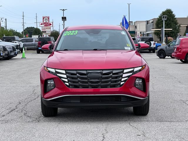 Used 2023 Hyundai Tucson SE AWD/4WD image 2