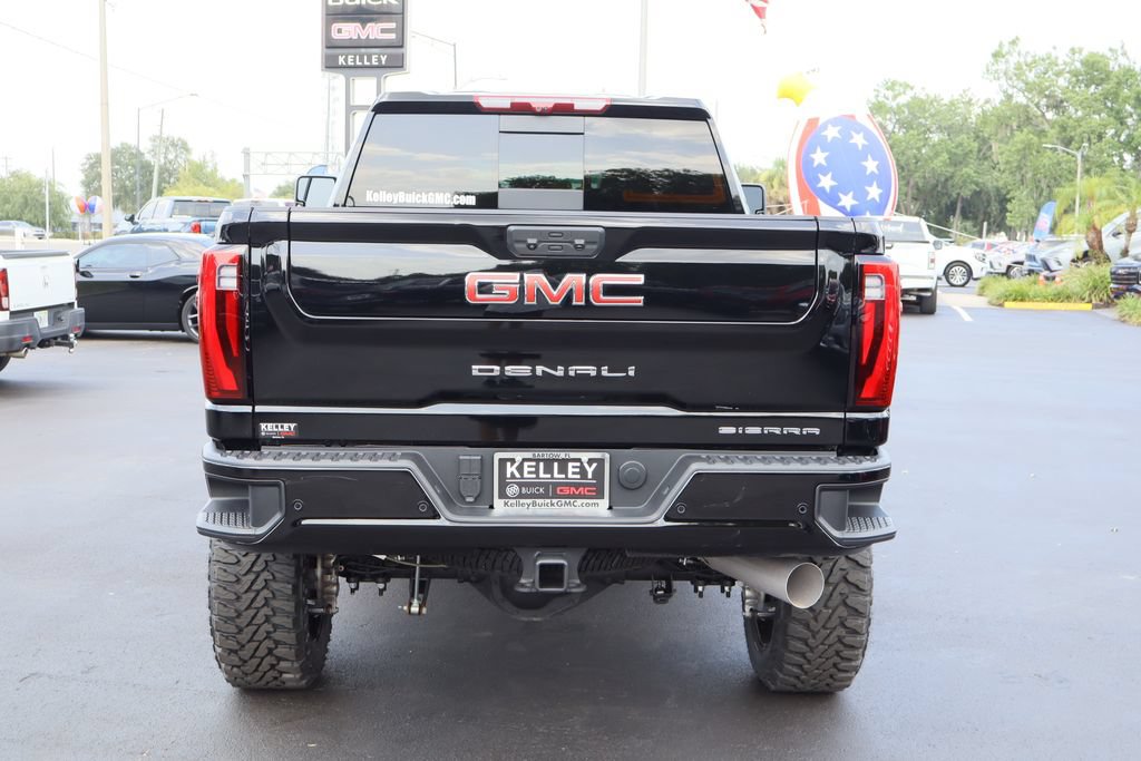 Used 2025 GMC Sierra 2500 Denali w/ Denali Reserve Package AWD/4WD image 8