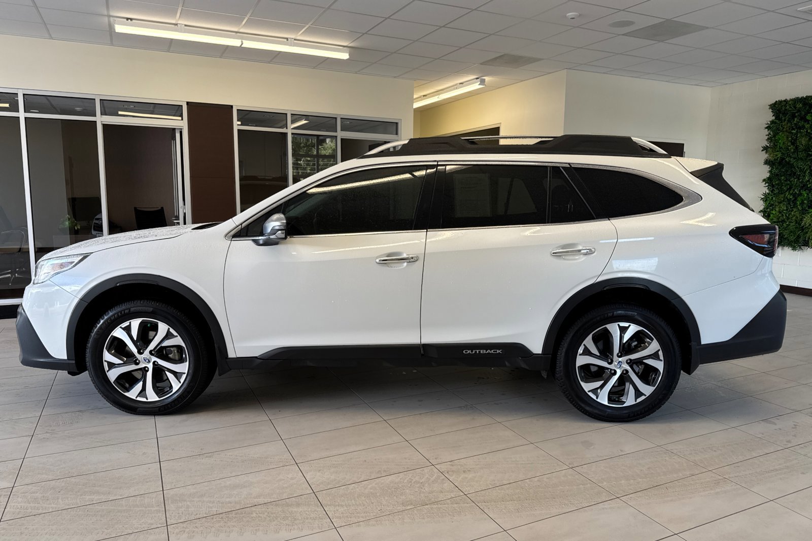 Used 2020 Subaru Outback Touring XT image 7