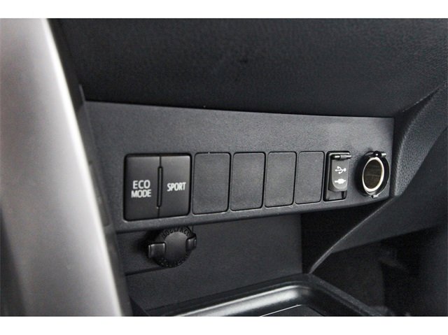 Used 2018 Toyota RAV4 XLE w/ Plus Extra Value Package image 24