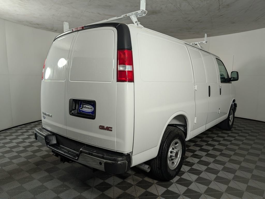 New 2025 GMC Savana 2500 w/ Driver Convenience Package image 7