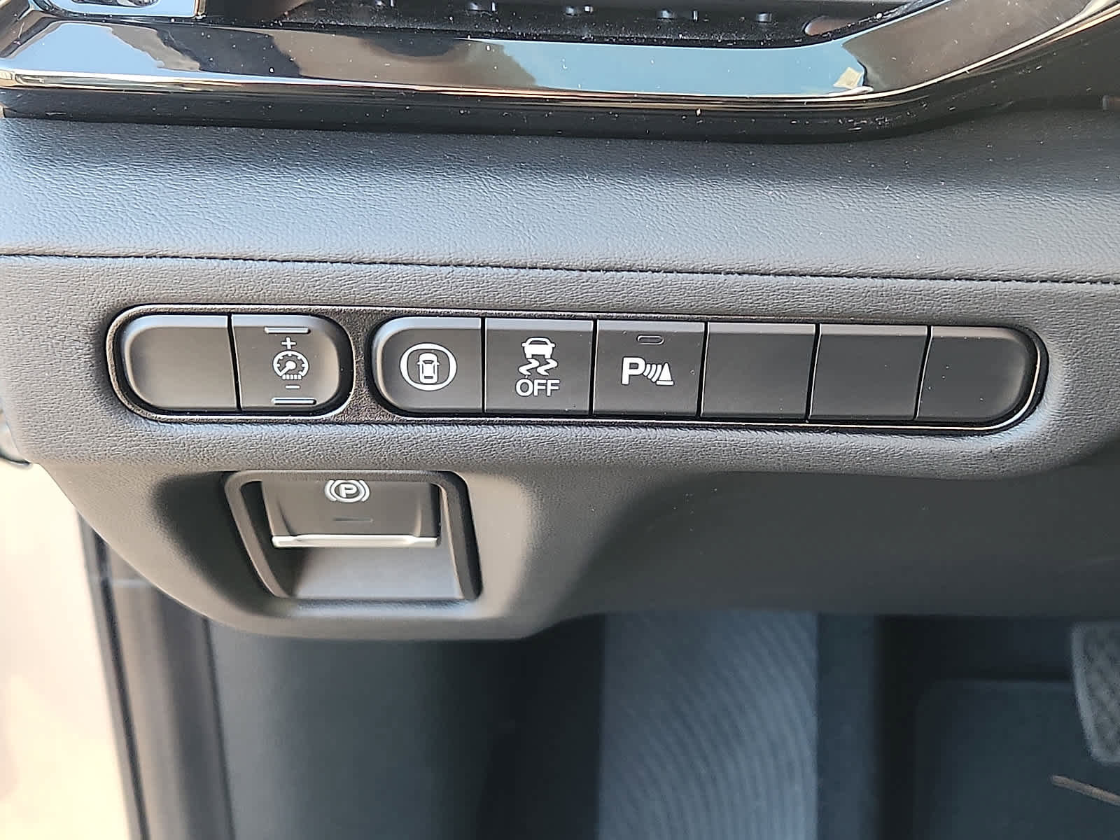 Certified 2025 Acura MDX SH-AWD w/ Technology Package image 26