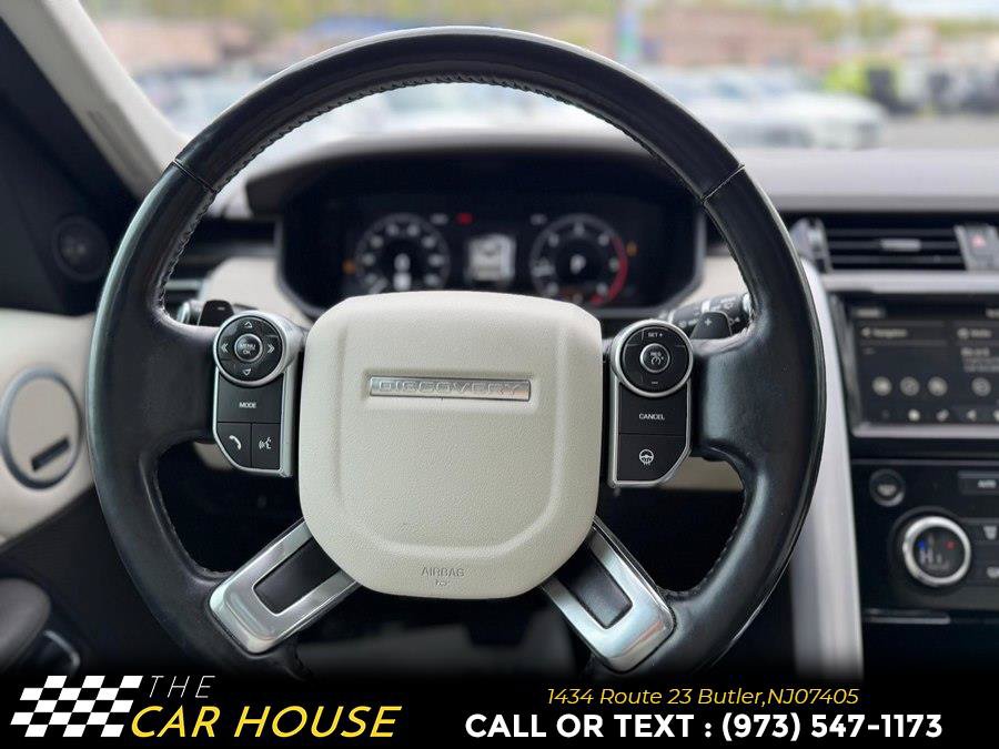 Used 2018 Land Rover Discovery HSE AWD/4WD image 32