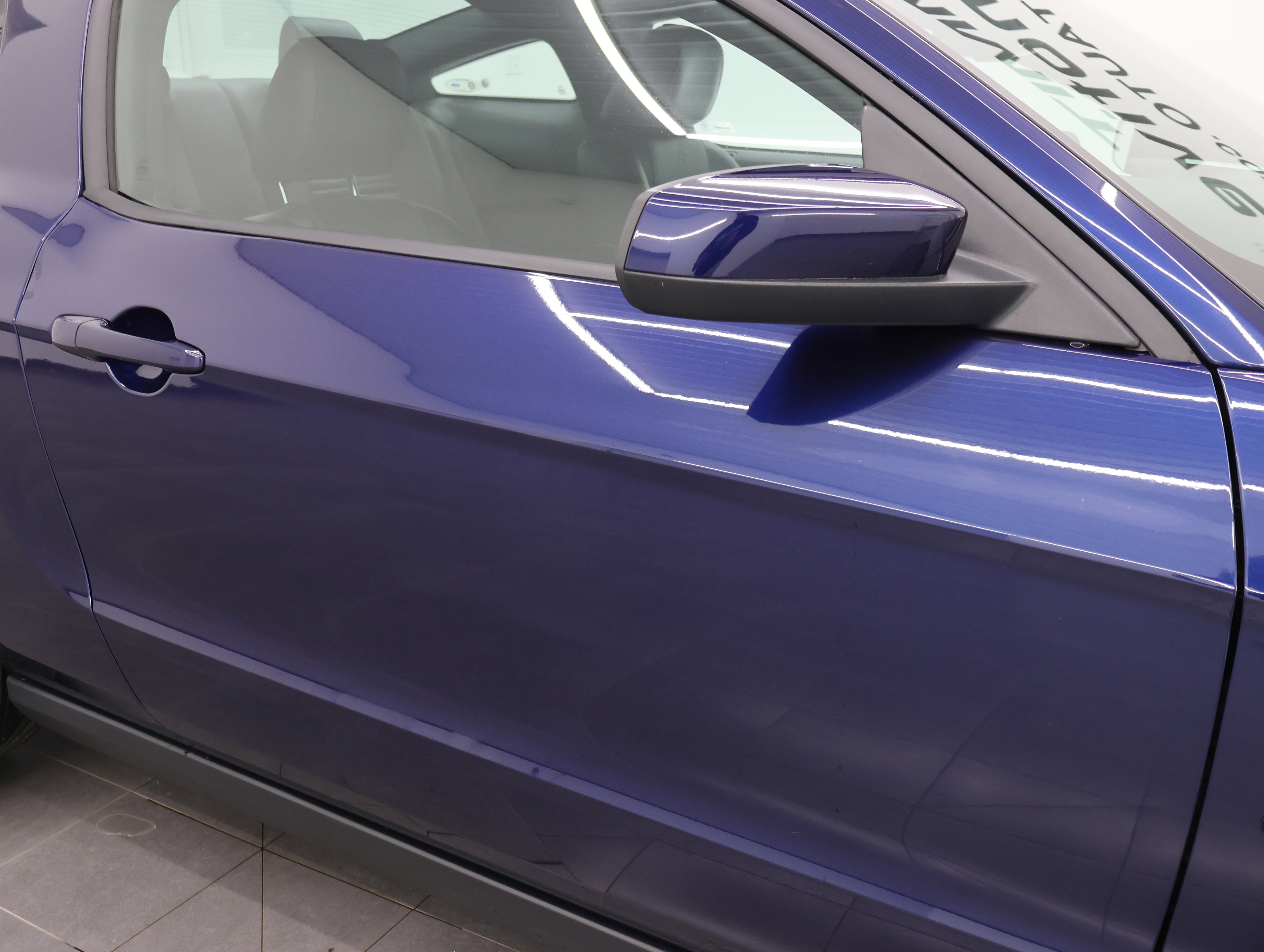 Used 2011 Ford Mustang Shelby GT500 w/ SVT Performance Pkg RWD image 22