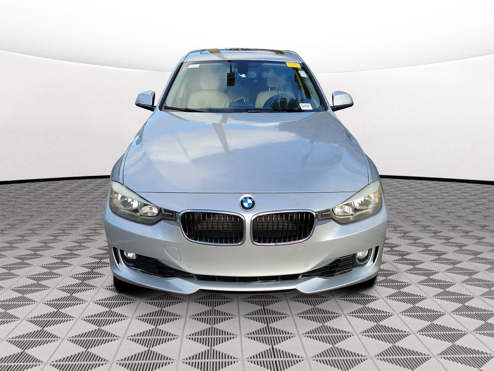Used 2015 BMW 328i Sedan RWD image 2
