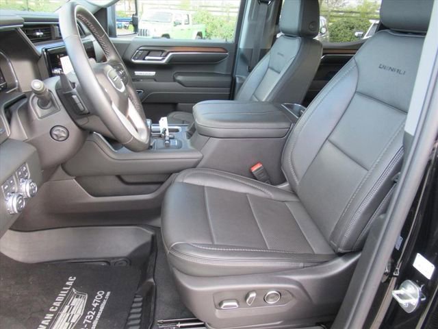Used 2024 GMC Sierra 1500 Denali w/ Denali Reserve Package image 17