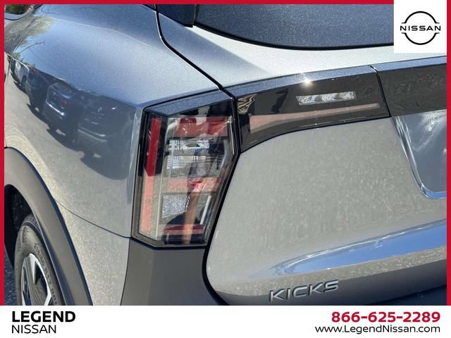 Certified 2025 Nissan Kicks SV w/ SV Premium Package AWD/4WD image 10