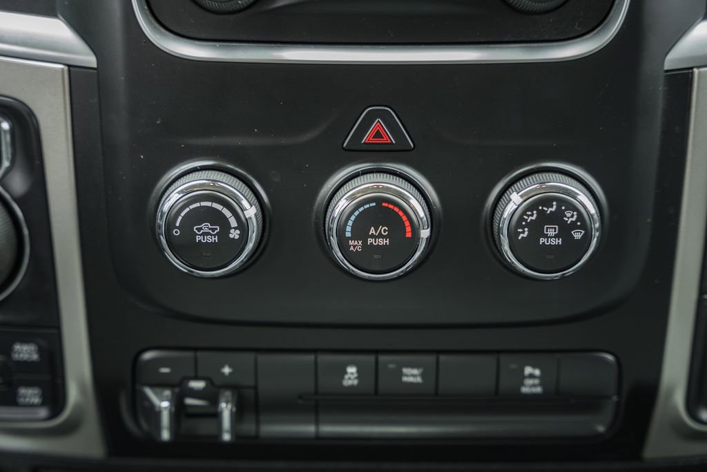 Used 2019 RAM 1500 Classic Warlock image 32